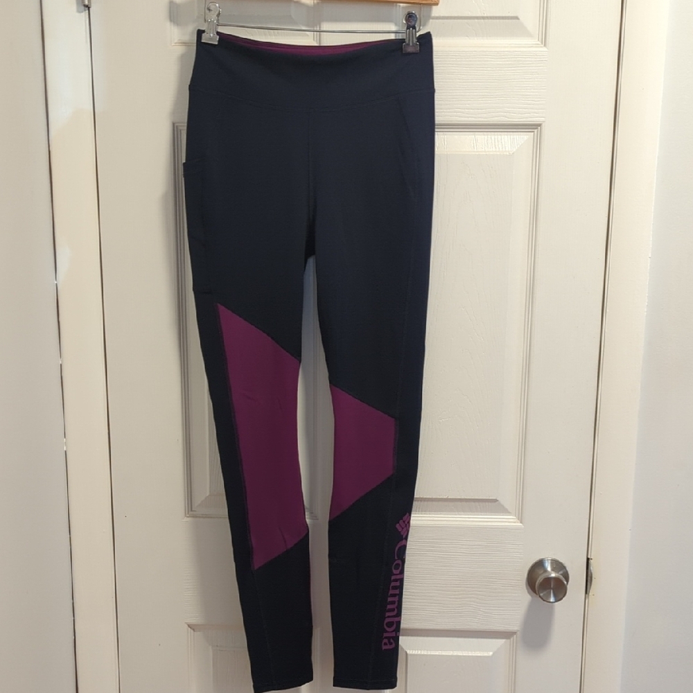 2/$25 Columbia Navy and Purple Leggings Size M